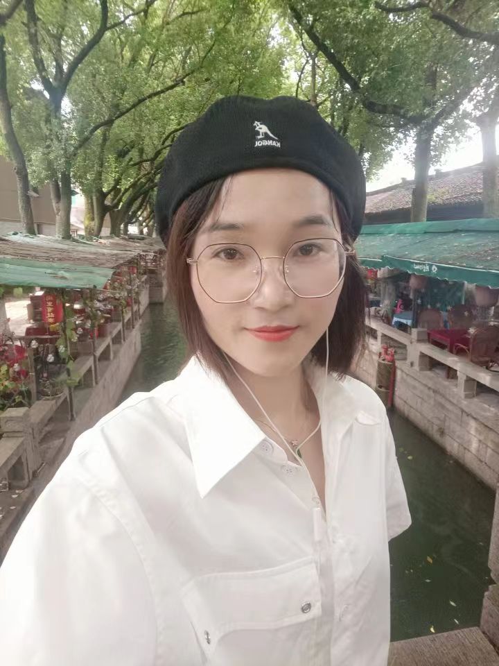 张梦华.jpeg